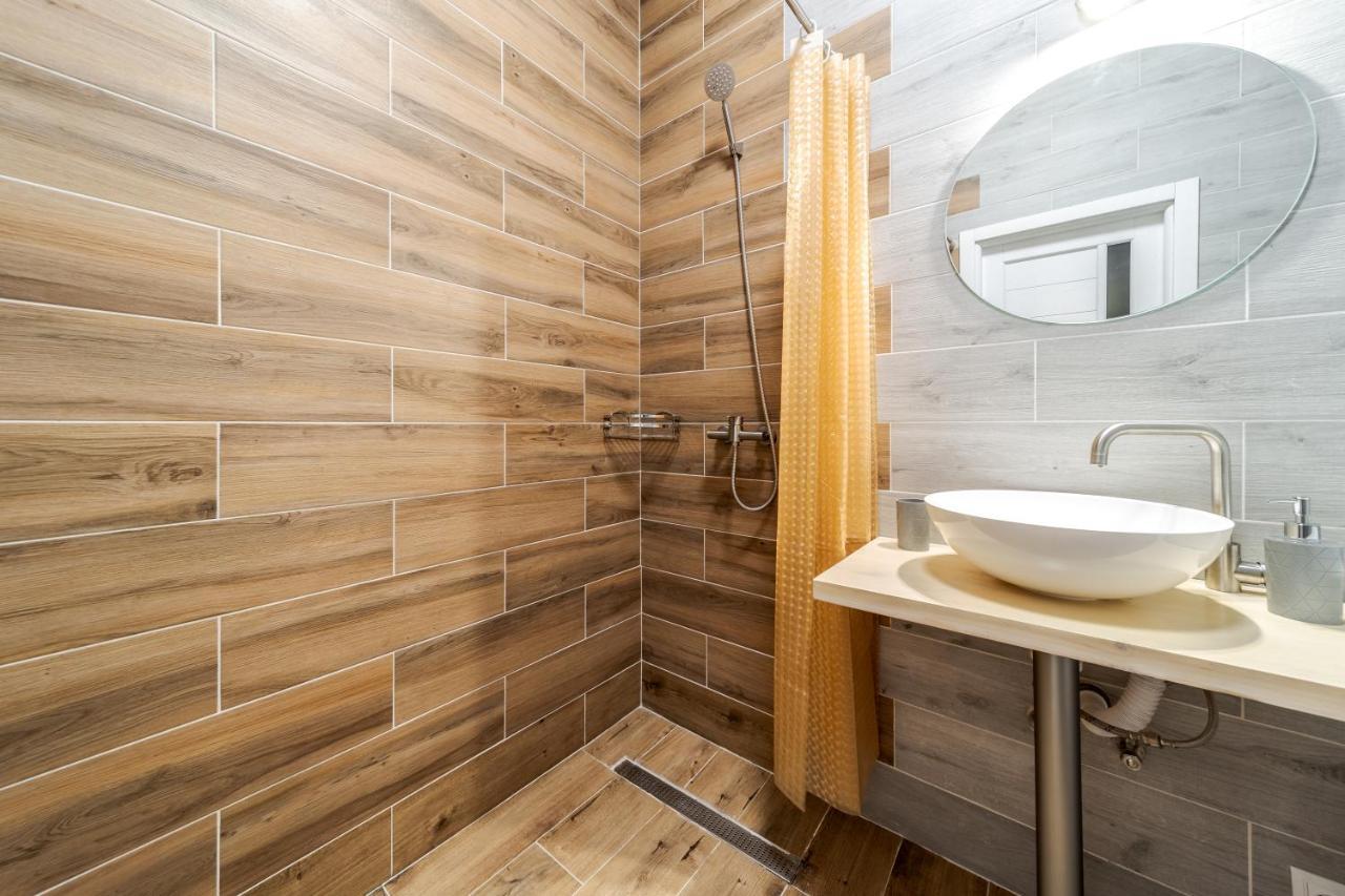 Inshiapartments On Popovycha Str إلفيف المظهر الخارجي الصورة